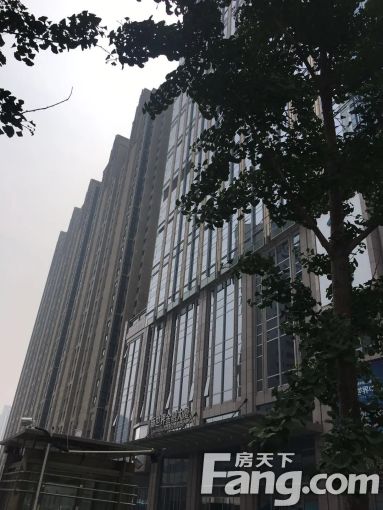 唐山新世界濠景3室2厅2卫南北朝向4000.00元/月出租