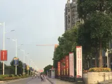 伟隆国际二期双阳台通透户型 品质装修自住房屋置换