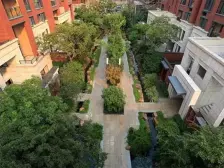 精装自住保养好,满五唯一省个税,看房方便。