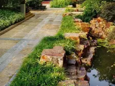 顶楼复式电梯洋房 采光通风良好 居住舒适