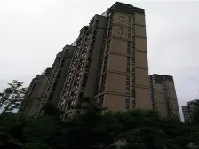 好房推荐,高铁站商圈,次新小区精装修3居室,拎包住