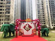 卢塞恩联排别墅 带大院子跟地下室 两个单独车位