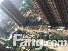 南池春晓,东边户,三室,有储,人车分流的小区。