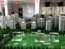 华明星海湾有车位131平房主诚心出售