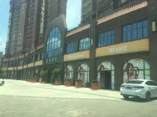 振江凤凰台 4室1厅 南 北