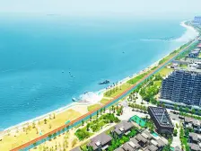 环东海域 交通便利 环境优美 花园和露台 上3层下2层