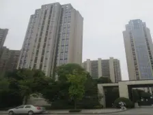 新力洲悦 南北通透,采光好 装修好,环镜优美 周边匹套完善,,出行方便