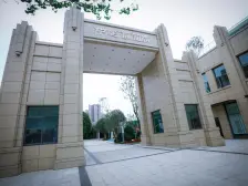户型板式结构 4房有大阳台 次新小区 央企品质楼盘