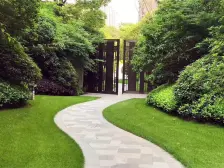 新力东园 141.49平 4房2卫 小区中间楼栋 前后看花园