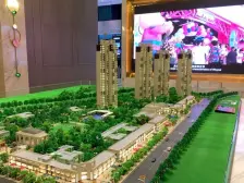 房子全新没住过 南向采光 通风好楼层 中高视野开阔