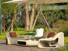 东区大平层 业主诚心卖,精装修客厅大阳台 中间楼层