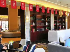 无遮挡海景 大客厅开间 得房率近300% ! 装修有档次