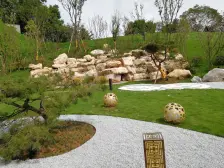 前后花园100平 户型方正采光好