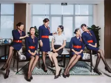 业主诚心出售 基本空置 提前预约看房 前面视野无档