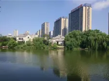 临湖观景大平层 一梯一户 精装修