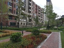 绿地悦公馆毛坯3房带车位价格