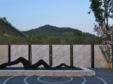 2梯2户,总高18层的大平层,业主很安心卖,带车位