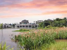 巴国城 中建御湖壹号A区三房81.1万