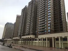 急售 颐龙湾别墅 大花园 三个车位 价钱好谈