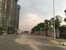 保利东岸别墅283平五房两厅三卫带双车位地下室
