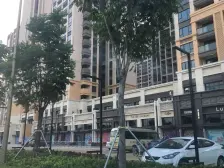 中间位置,视野开阔,小区环境好,出行方便