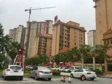 朝南高楼层三房二卫毛坯户型方正采光好小区居住舒服