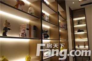 全新精装拎包入住,户型周正采光好,视野开阔