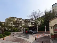 南北通透 户型方正 带南北院 带车位 采光充足