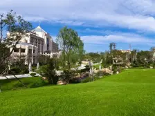 耶鲁时区,经典小房,南向中间楼层,视野光线好急售