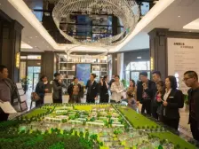 满二无大税 叠拼带电梯 户型方正 南北通透