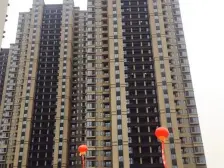 绿地卢塞恩小镇一期A09地块 南北通透,采光好 视野好,诚心出售