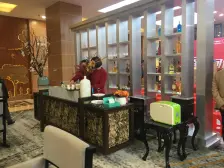 此房户型手续齐全,格局好,采光好,无遮挡,出行方便