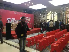 此房户型手续齐全,格局好,采光好,无遮挡,出行方便