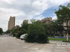 房东诚心出售三一荣域两房 采光好 视野开阔