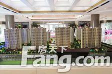 华硕天韵 三室两厅双卫 出家门进校门