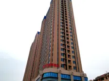 蓝天城市大厦 1室1厅 南