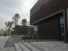 带100多平露台 精装三房双卫院士廷一二期
