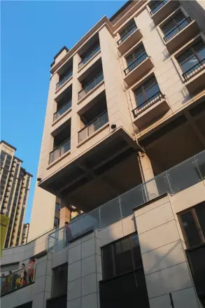 伟象佰业城