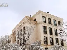 岱王山下,渔人码头旁,好位置新楼龄,有露天游泳池