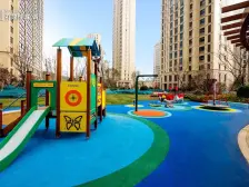 此房源位于小区中间位置,无噪音。