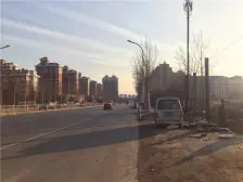 高 端小区四居室 好楼层 随意装修 诚心出售