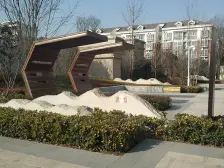 景悦城2号院, 9号楼不临高架, 在售,采光视野刺眼。