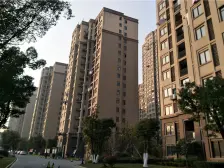 银亿南区叠加别墅,出入近地铁,采光无挡,楼下菜市场