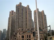 正荣御峯 南北通透,采光好 装修好,环镜优美 视野好,诚心出售