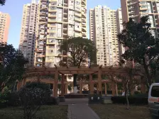 电梯房,南北通透,小区景观位置,居家装修,诚意出售,配套完善