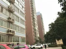 二七万达旁 富华花苑 全明一室出门到万达 百米到地铁