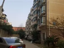 阳明锦城 南北通透,采光好 装修好,环镜优美 近地铁 周边匹套完善,,出行方便