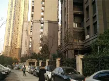 精装两房 户型方正,一线江景,业主诚售。