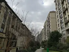 此房手续齐全,格局好,采光好,无遮挡,出行方便