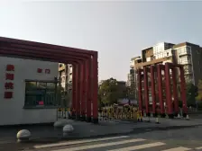 正规复式楼带车位,小区中间位置间距更开阔,安静宜居